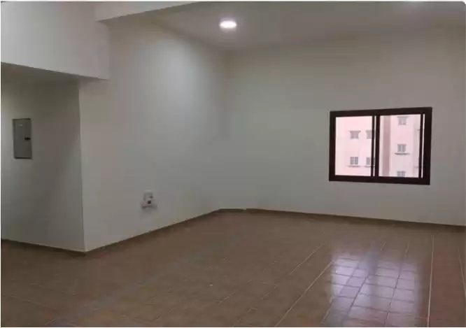 Wohn Klaar eigendom 3 Schlafzimmer U/F Wohnung  zu vermieten in Al Sadd , Doha #14417 - 1  image 